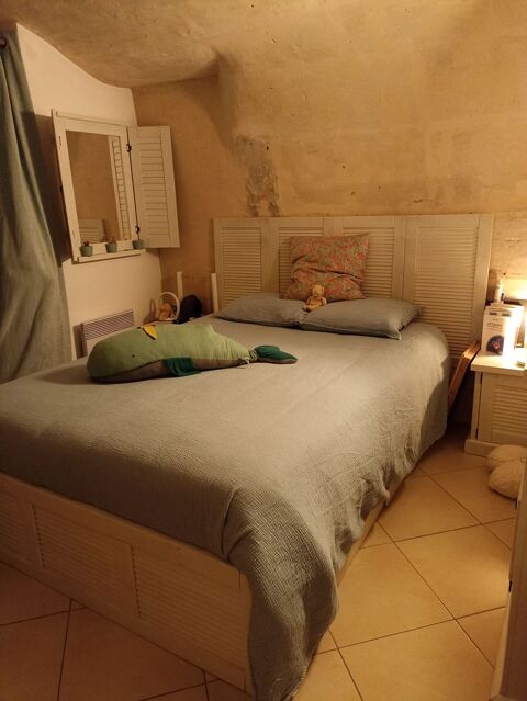 Lit 2 places, Sommier, Matelas, Tables de chevet 300 Flins-Neuve-�glise (78790)