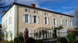  Propriété/château à vendre 14 pièces 5000 m²