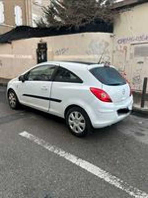 Corsa 1.4 - 100 ch Twinport Cosmo 2012 occasion 13004 Marseille