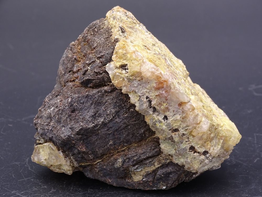 Sphal&eacute;rite (Blende) &amp; Quartz , Huelgoat , Finist&egrave;re , Bretag 