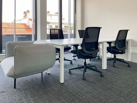 Louez un grand espace de bureau pour 50 personnes &agrave; Lyon, Brotteaux 23364 69006 Lyon