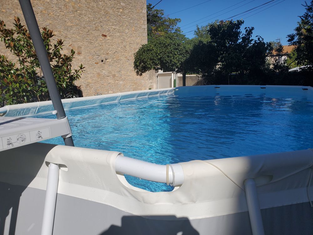 Piscine Intex Jardin