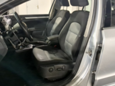 Superb Combi 2.0 TDI 140 CR FAP Ambition DSG 2013 occasion 44320 Saint-P&egrave;re-en-Retz