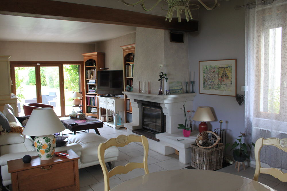 Maison 5 pièces 161 m² · à Monceau-le-Neuf-Et-Fau... · 161 m² · 160 000 €