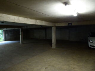  Parking / Garage  louer 13 m