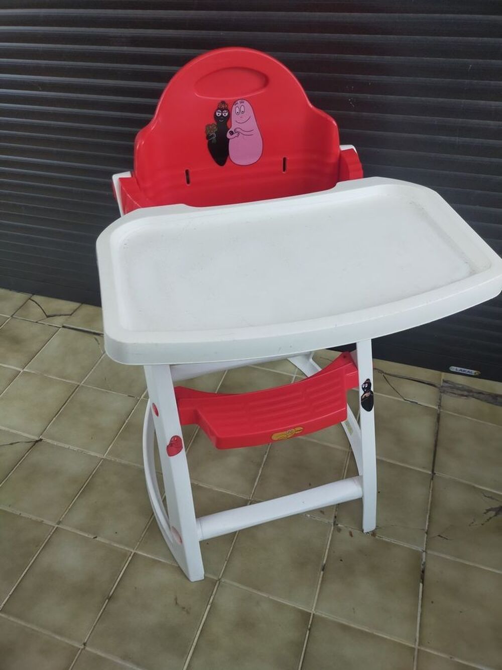 Chaise b&eacute;b&eacute;
Puériculture