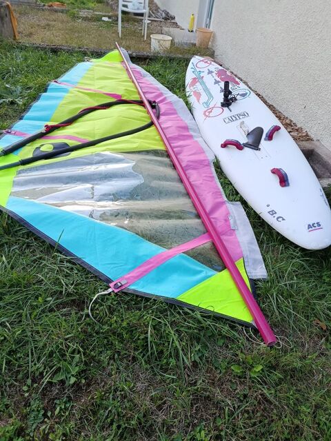 Planche à voile complète quasi-neuve 140€ à négocier 120 Garchizy (58)