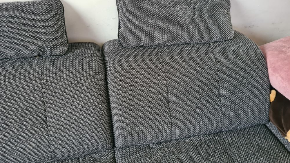 Canap&eacute; en tissus gris et noir convertible, tr&egrave;s confortable Meubles
