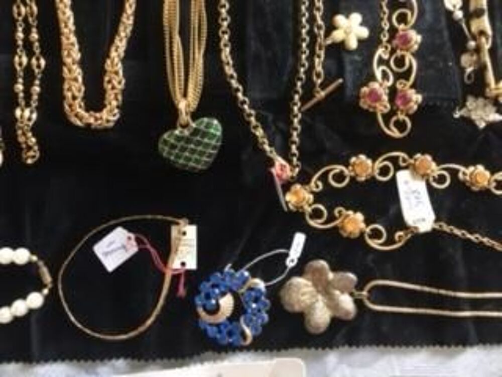 bijoux pacotille Bijoux et montres