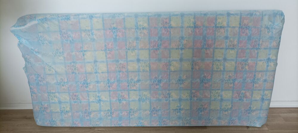 2 MATELAS MOUSSE DE QUALIT&Eacute; Meubles