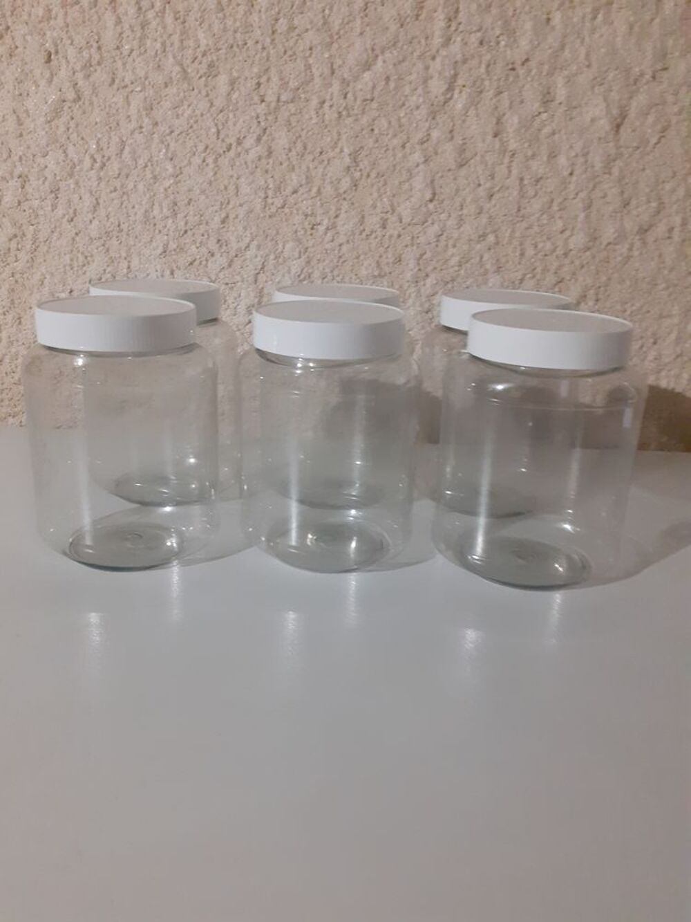 Pots pour confiture, sans aucune &eacute;tiquette
1 Kg Cuisine