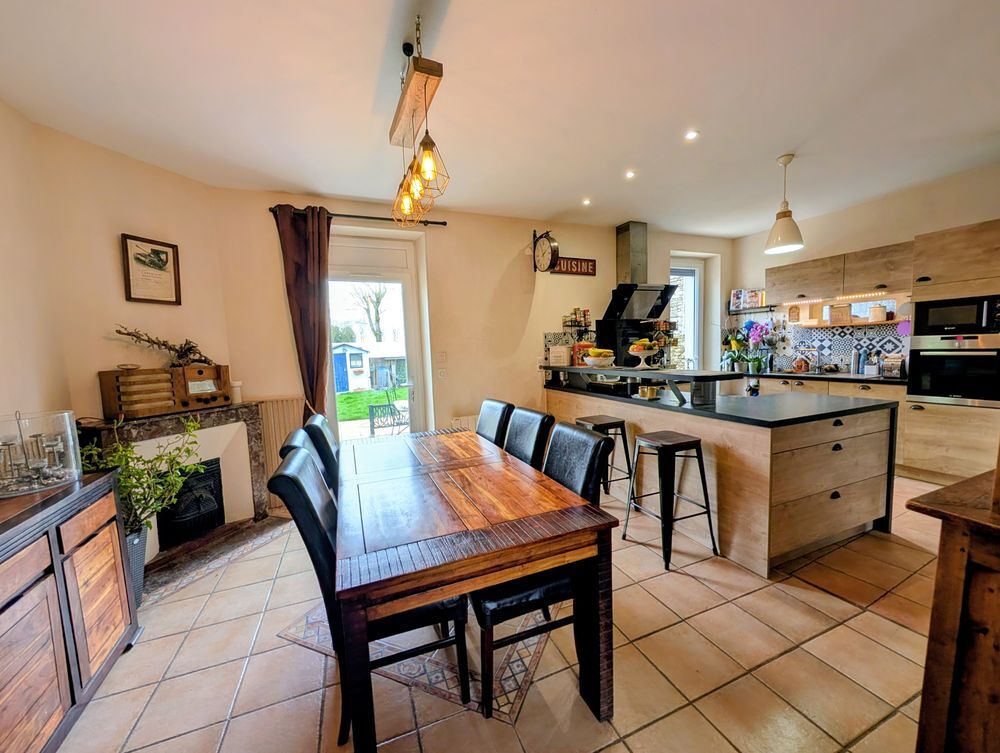 Vente Maison maison pleine de charme, idéale pour une vie de famille au c Pussay