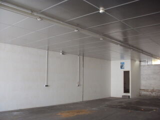  Atelier à louer 1 pièce 100 m²