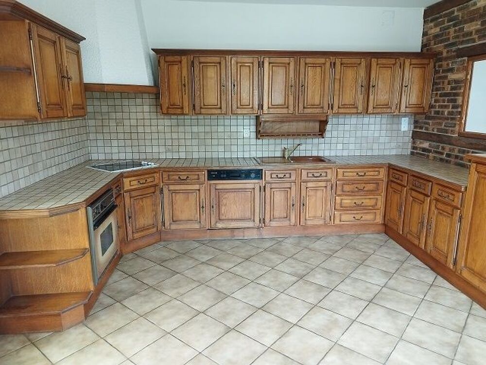 Location Appartement APPARTEMENT  57 m²  Avec Jardin à REIMS . A côté HÔPITAL.CHU Reims