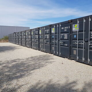  Parking / Garage � louer 15 m� Ploemeur