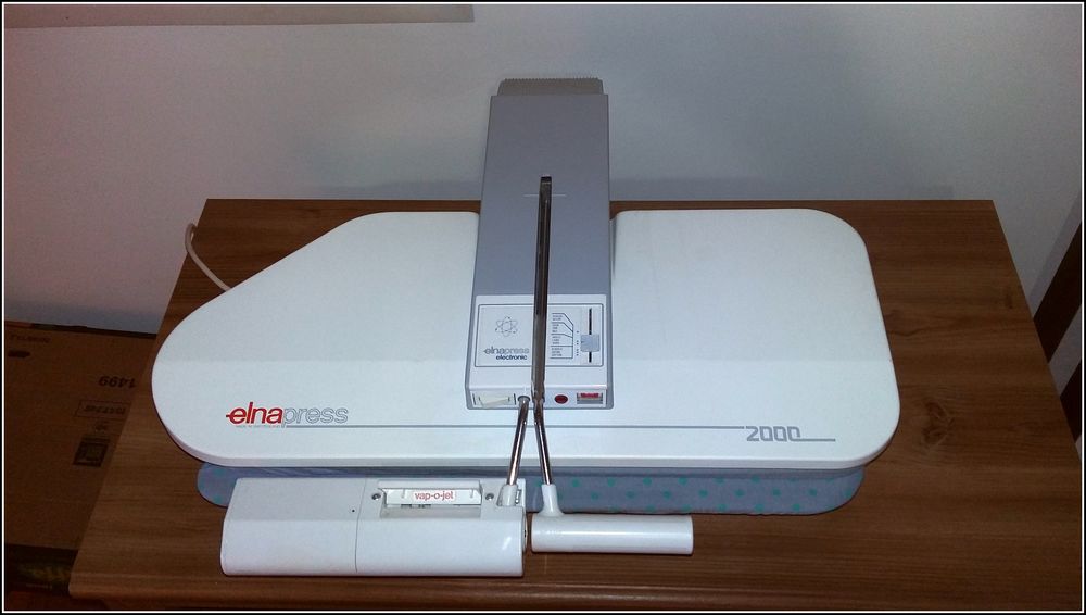 MACHINE A REPASSER &quot; elnapress 2000 &quot;
Electromnager