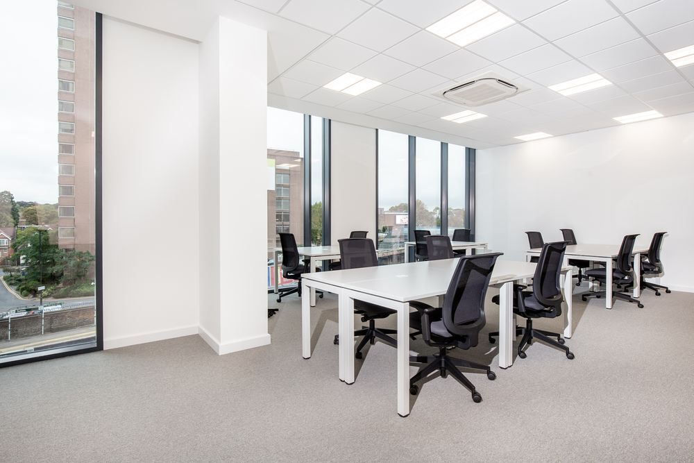   Bureau privé entièrement équipé pour 4 personnes à Montpellier, La Halle Nova Occitanie Montpellier