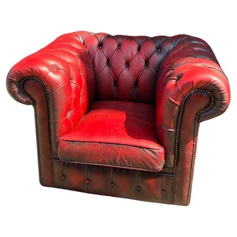 Fauteuil chesterfield cuir rouge 750 Monc-en-Belin (72)