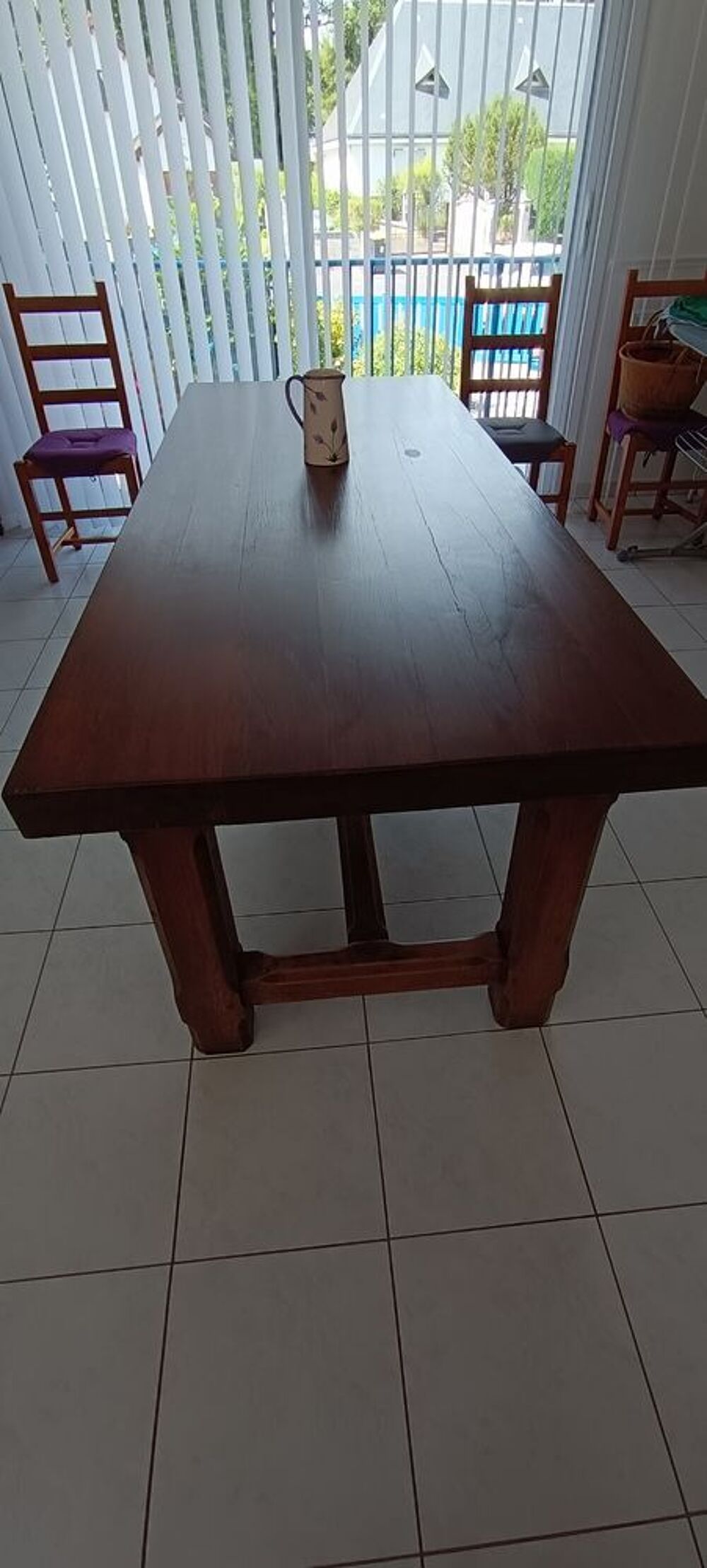 TABLE EN CHENE MASSIF Meubles