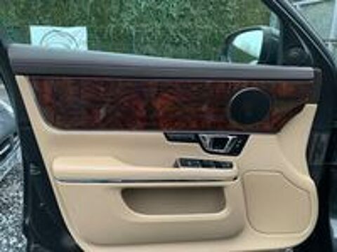 XJ V6 3.0 - 275 Diesel Luxe Premium Empattement Court A 2015 occasion 59310 Auchy-lez-Orchies