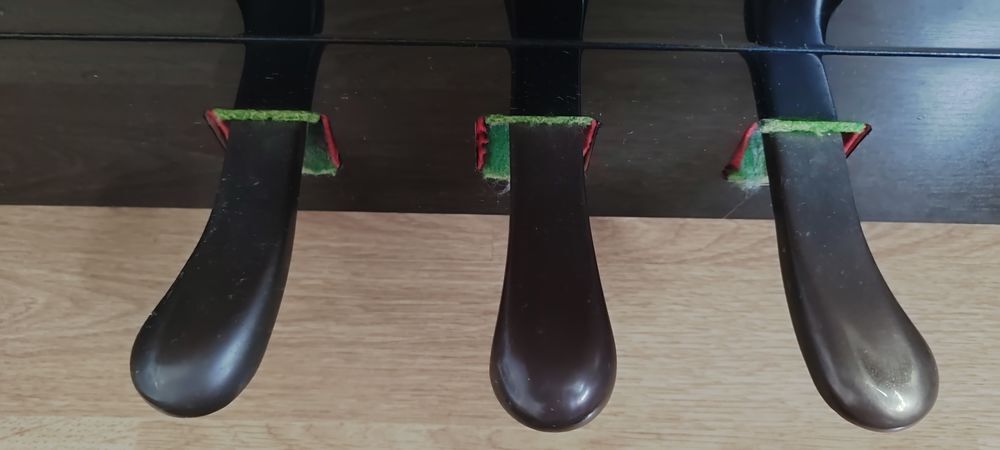 Piano droit RIPPEN-peu utilis&eacute;- excel &eacute;tat- transp facilit&eacute;. Instruments de musique