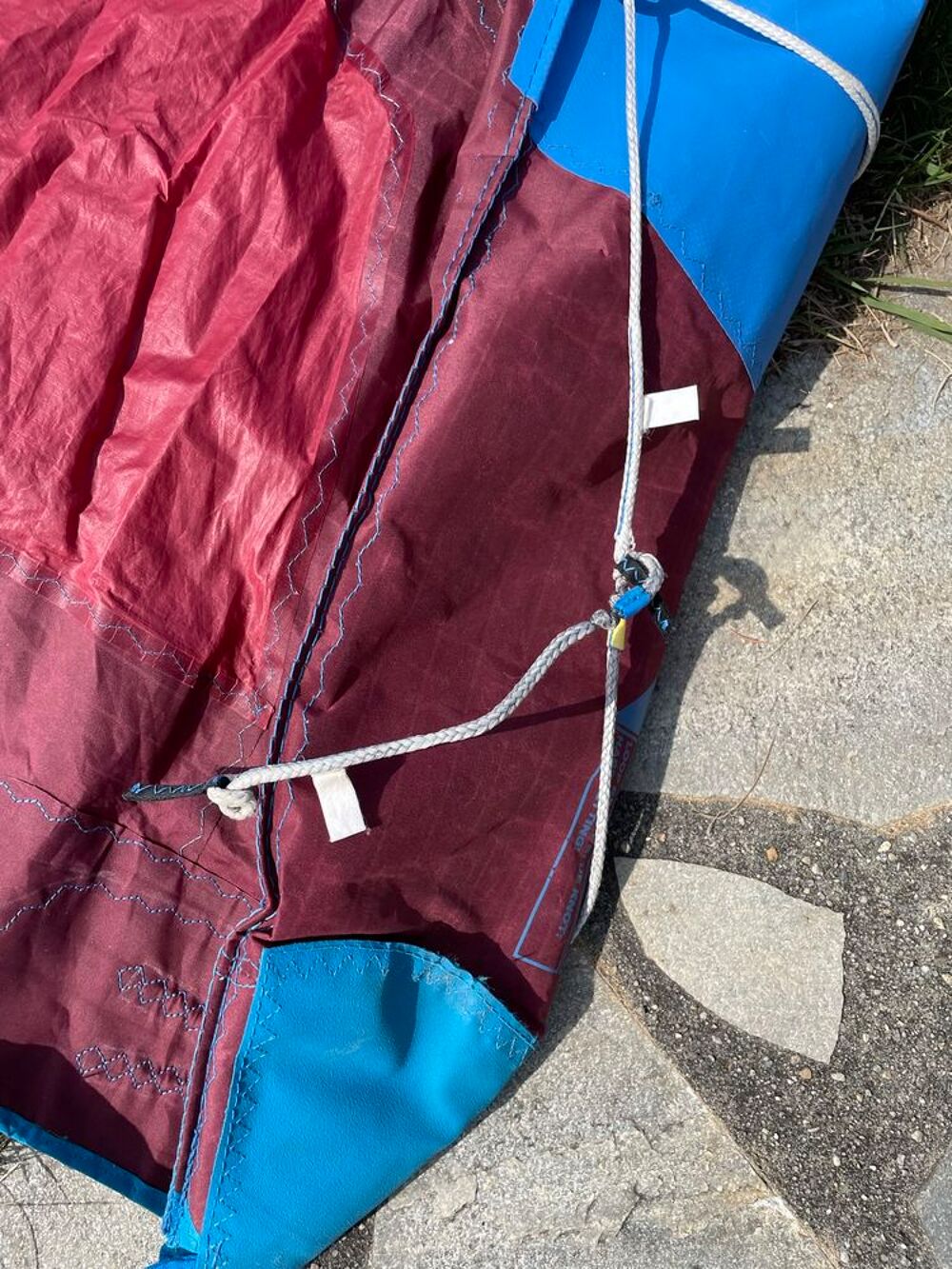 2 ailes de kite NORTH REBEL 8 et 11 m + la barre Sports