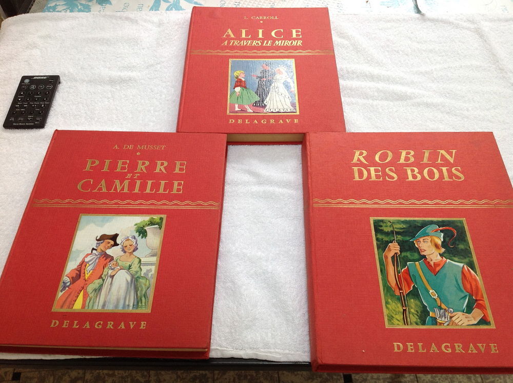 Livres anciens, r&eacute;compenses scolaires. Livres et BD