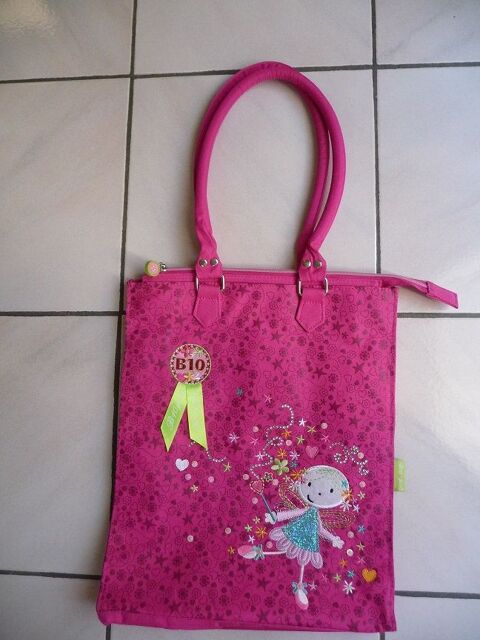 Sac rose fuchsia B10 Girls - N E U F 20 Celles-sur-Belle (79)