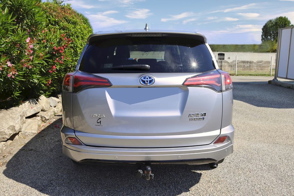 RAV 4 RAV4 Hybride 197ch AWD Collection 2018 occasion 26450 Cl&eacute;on-d'Andran