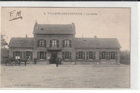 Dt 80- VILLERS BRETONNEUX - La Gare. 3 Doullens (80)