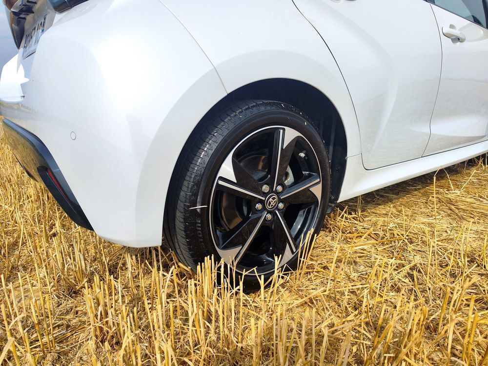 Yaris Hybride 130h Premiere 2024 occasion 14000 Caen