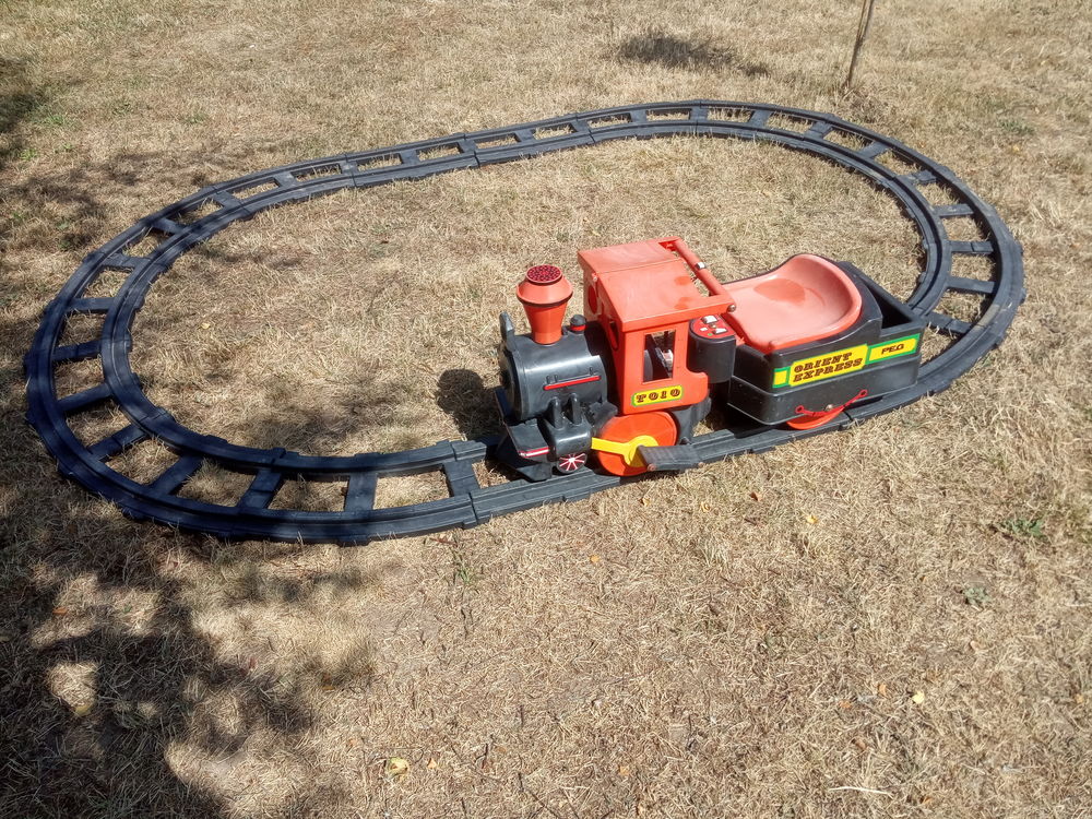 train &eacute;lectrique Jeux / jouets