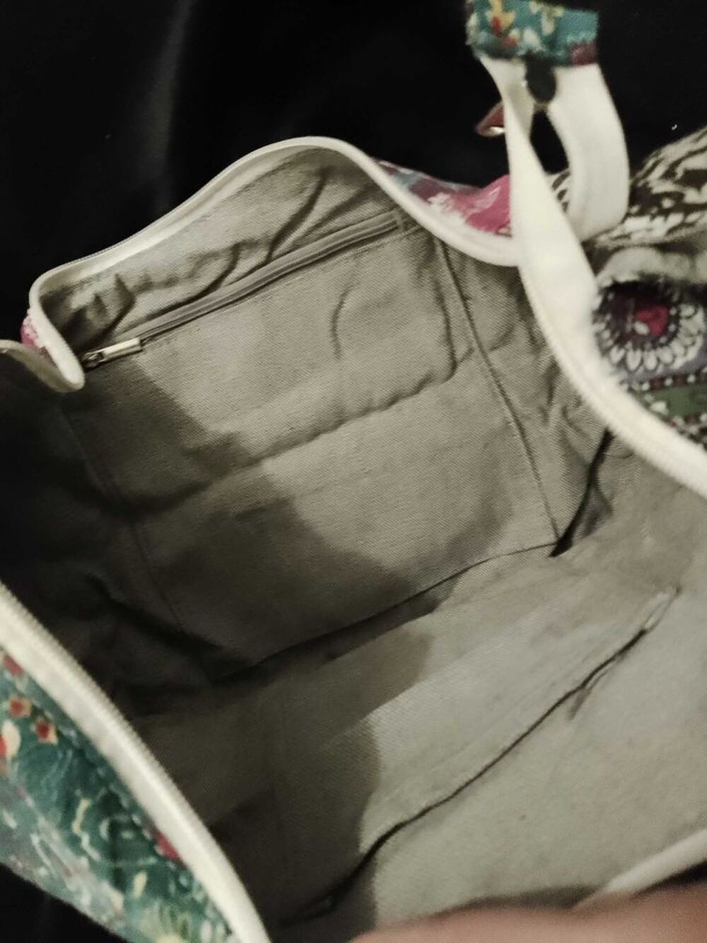 sac &agrave; bandouli&egrave;re en tissu multicolore neuf. Maroquinerie