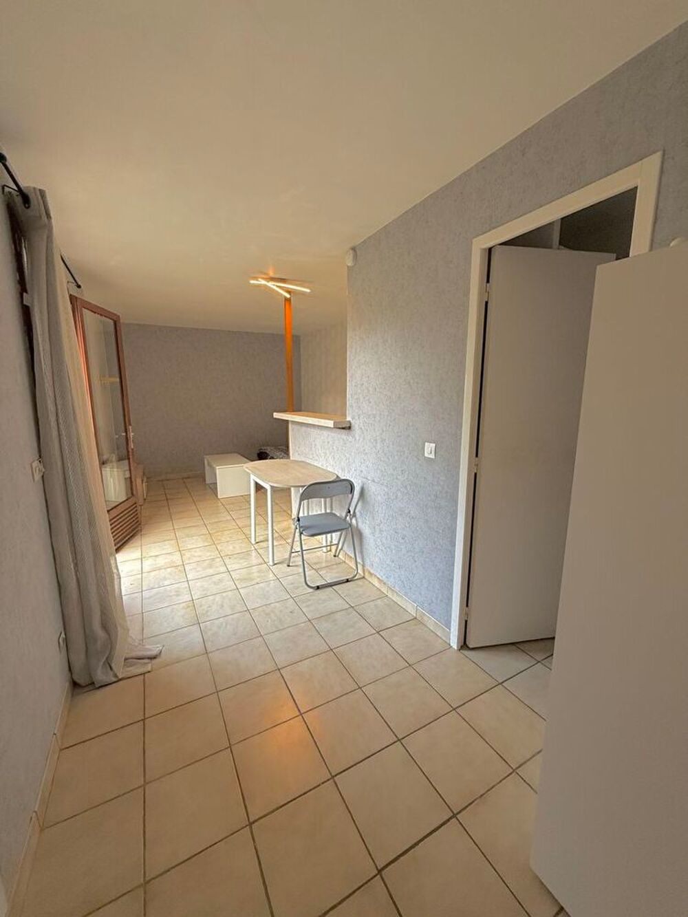 Location Appartement Studio meublé 21 m² - Fublaines Fublaines