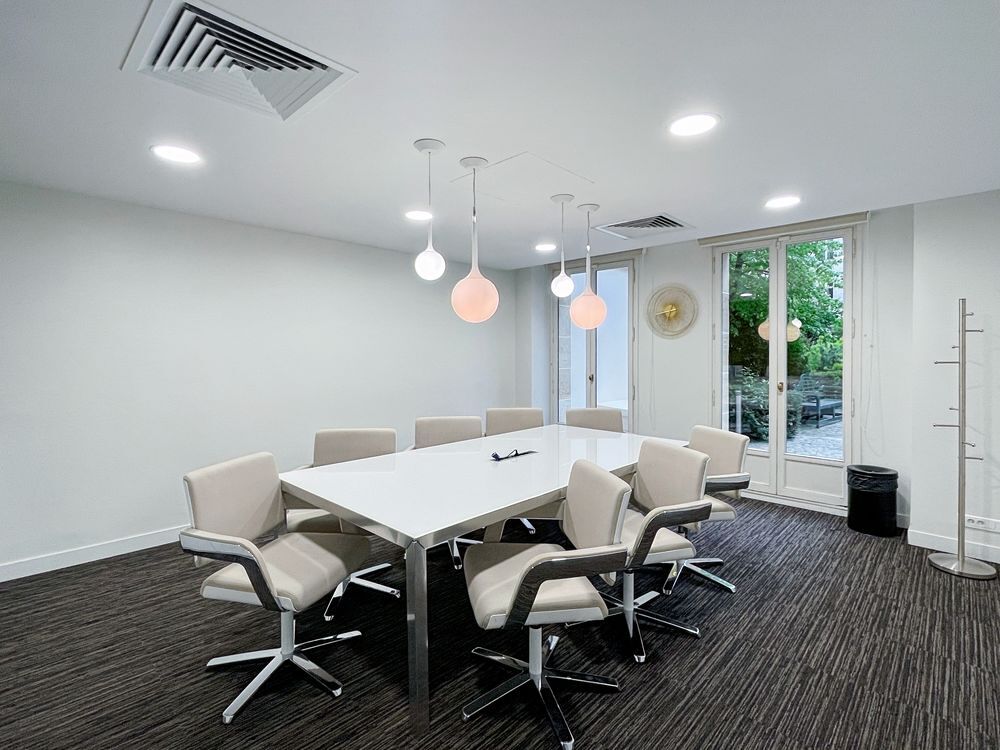   Réservez un bureau partagé ou un espace de coworking à Paris 72 Faubourg St Honore Paris 8