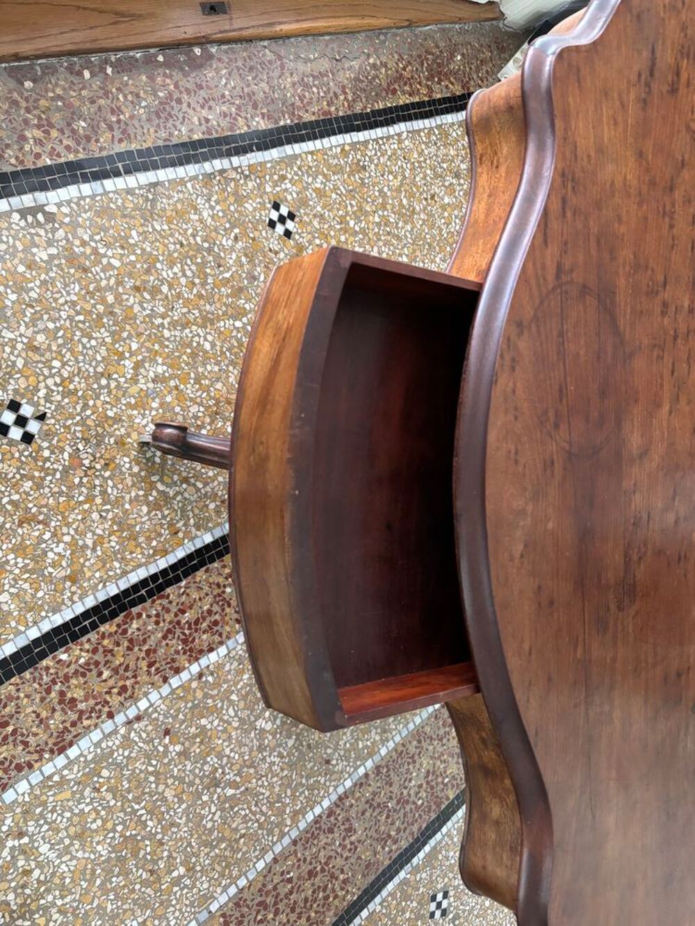 Table violon XIXeme &agrave; n&eacute;gocier Meubles