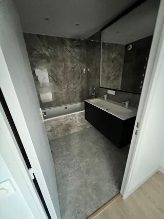  Appartement � vendre 4 pi�ces 82 m�