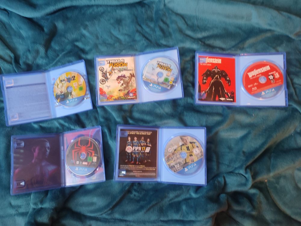 5 Jeux PS4 en Disques. Consoles et jeux vidos