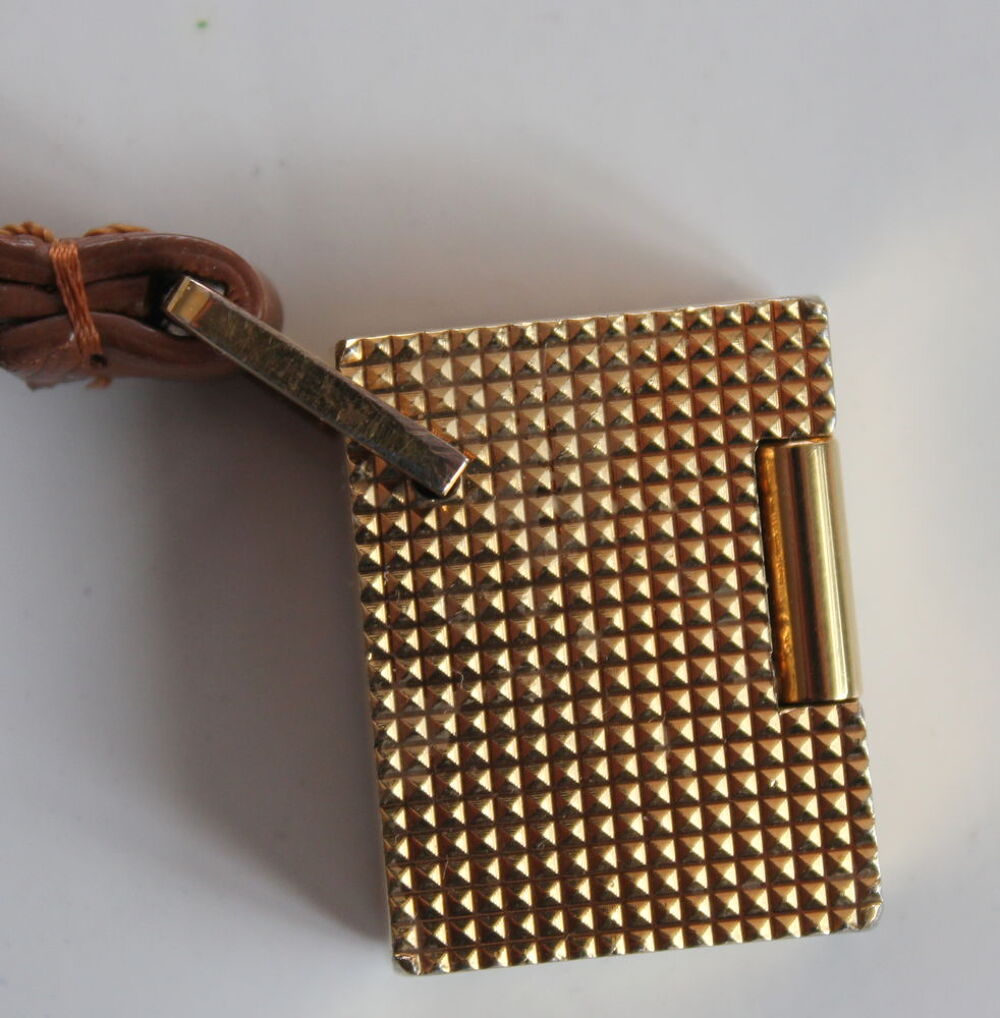 Porteclef briquet miniature d&eacute;coratif m&eacute;tal plaqu&eacute; or DUPONT 