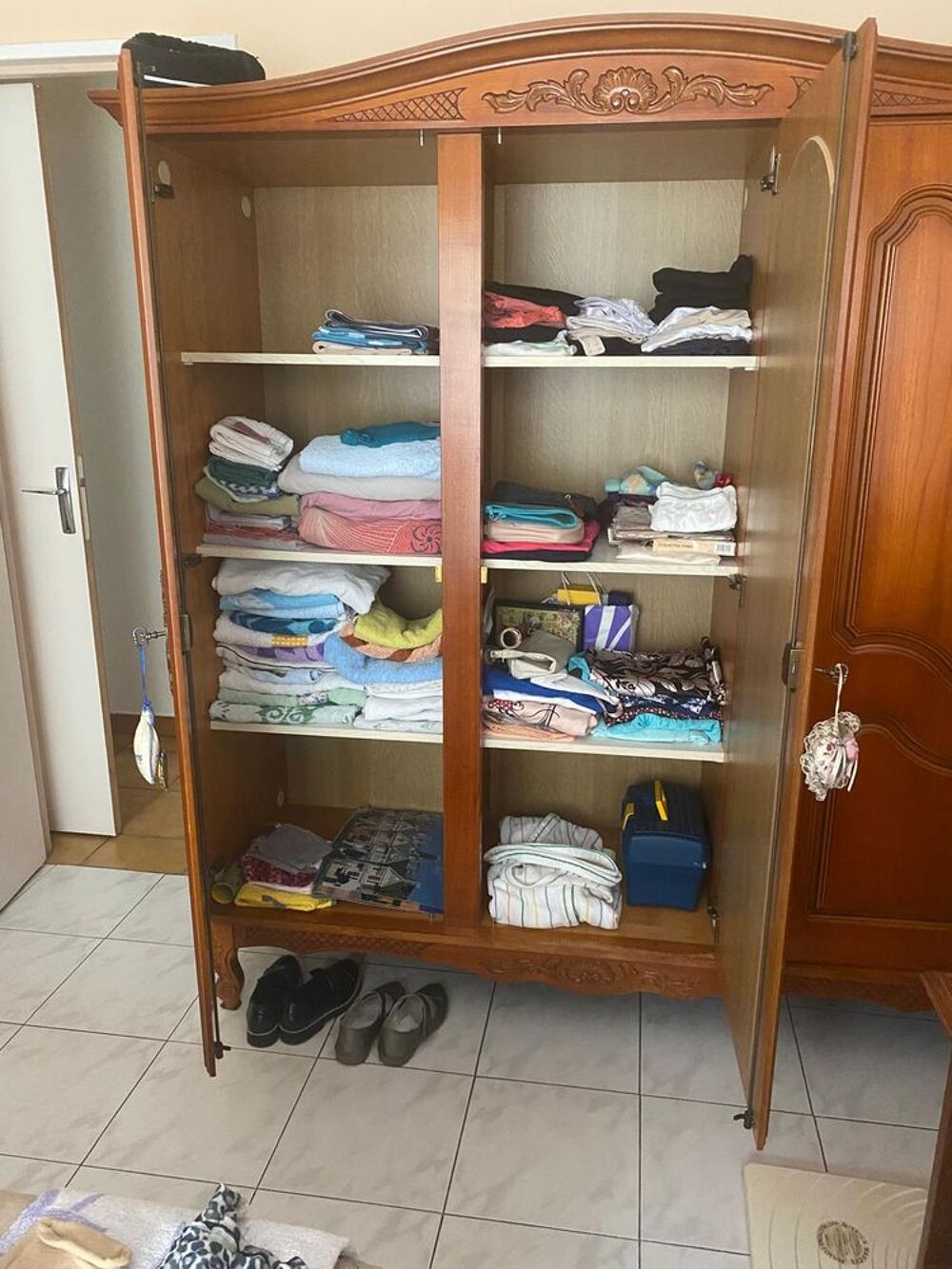 Armoire lingere 3 portes Meubles