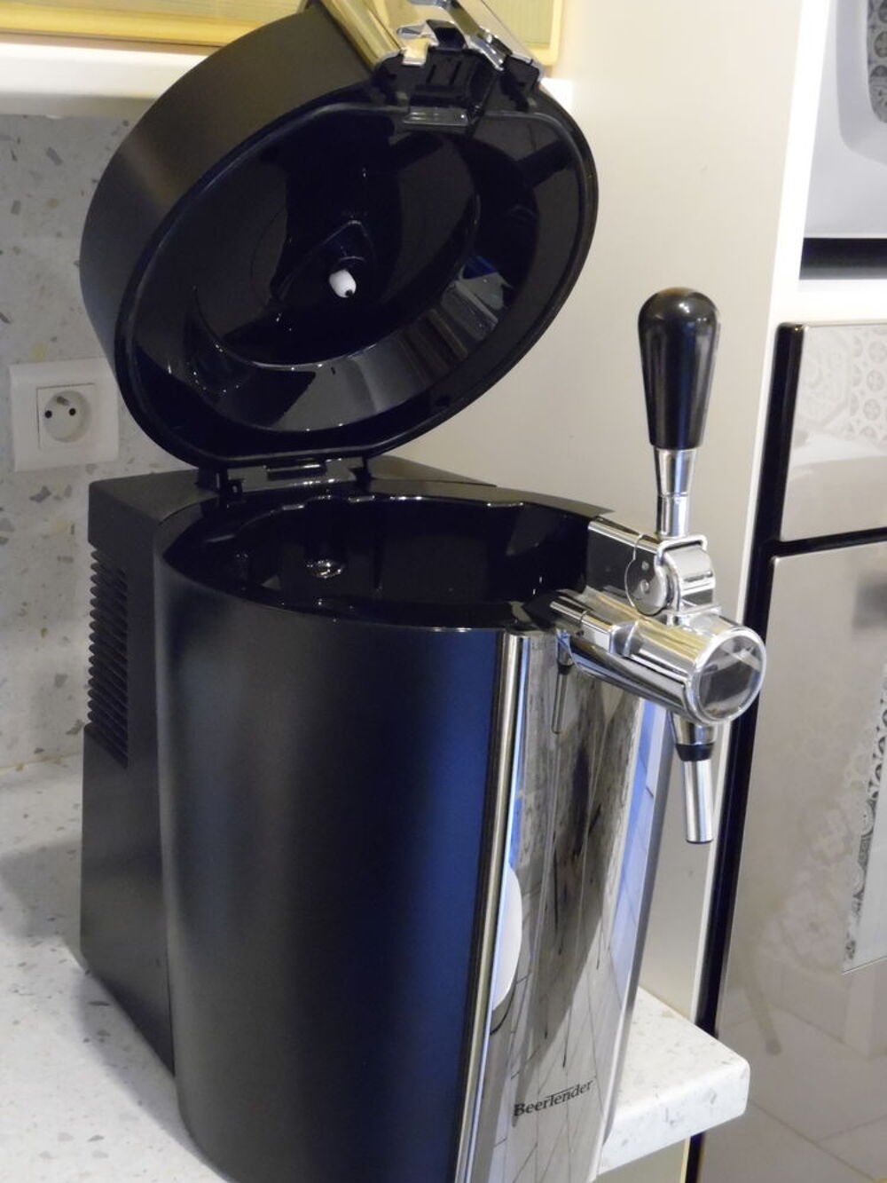 Pompe/tireuse &agrave; bi&egrave;re KRUPS BEERTENDER, COMME NEUVE Décoration
