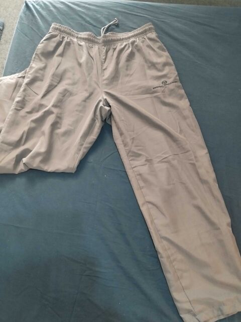 survtement SERGIO TACCHINI 25 La Seyne-sur-Mer (83)