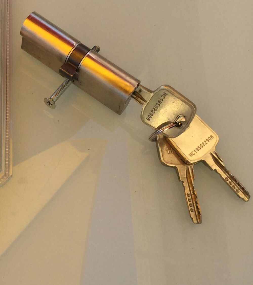 Verrou Serrure Cylindre BRICARD Bricolage