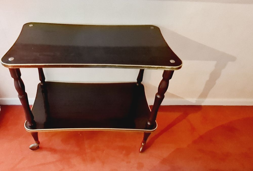 DESSERTE, TABLE ROULANTE D'APPOINT A DEUX PLATEAUX Meubles