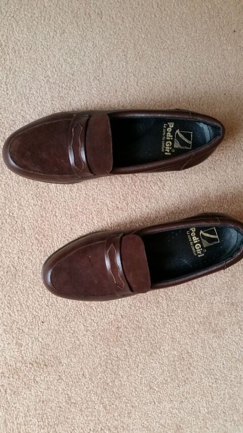 Chaussures femme cuir 38 neuves 50 Paris 13 (75)