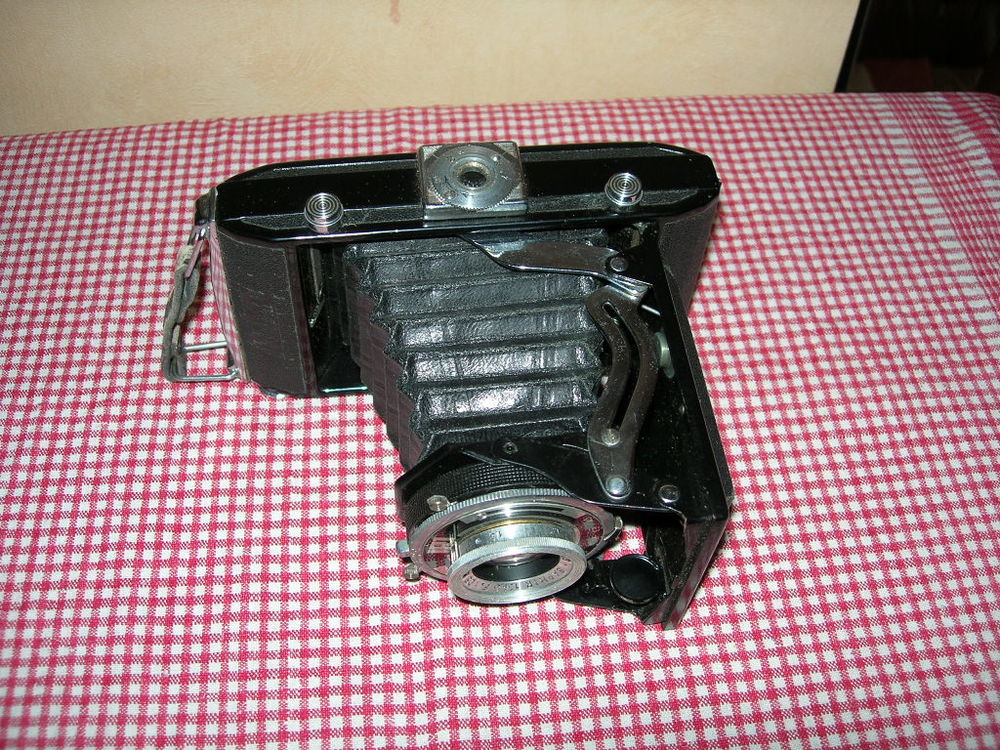 Ancien appareil photo Kinax pour collection. Photos/Video/TV
