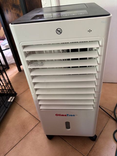 Chauffage d appoint et climatiseur 
Marque climatron Poggio-Mezzana (20)