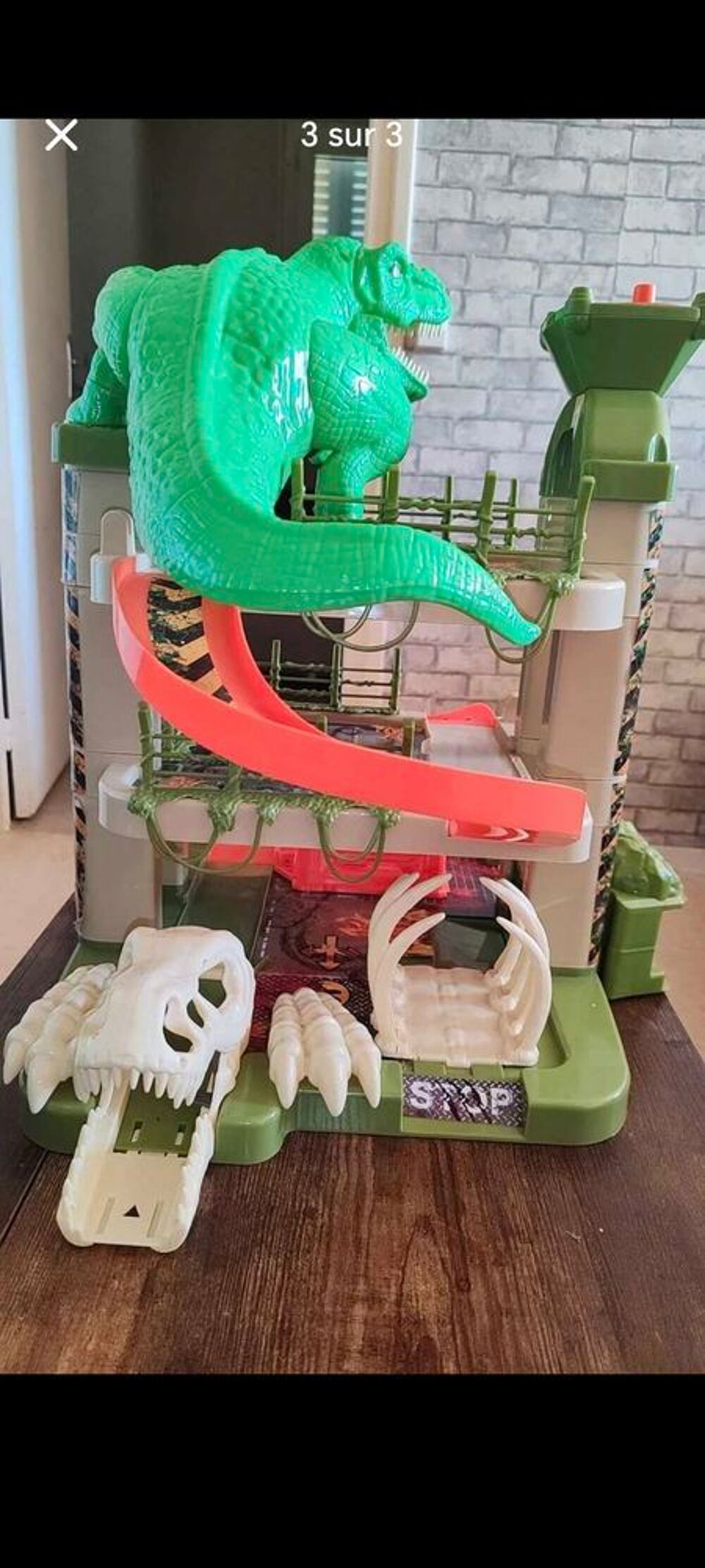 circuit dinosaure Jeux / jouets