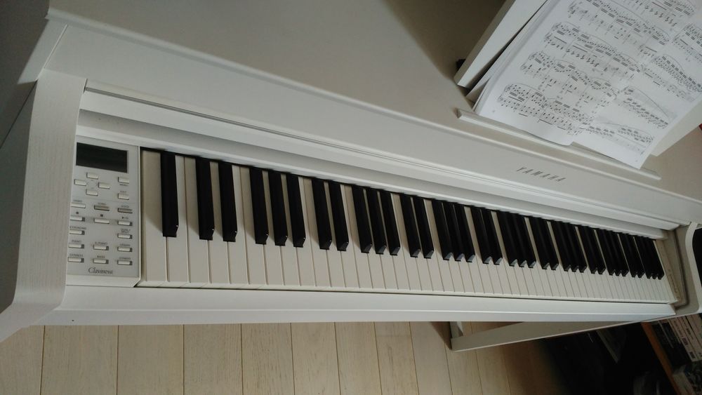 Piano num&eacute;rique Yamaha CLP 535 Instruments de musique