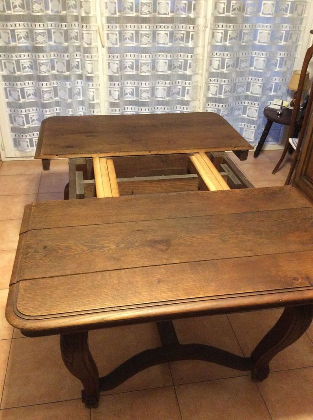 Vends Table de Salle &agrave; Manger Henri IV Meubles
